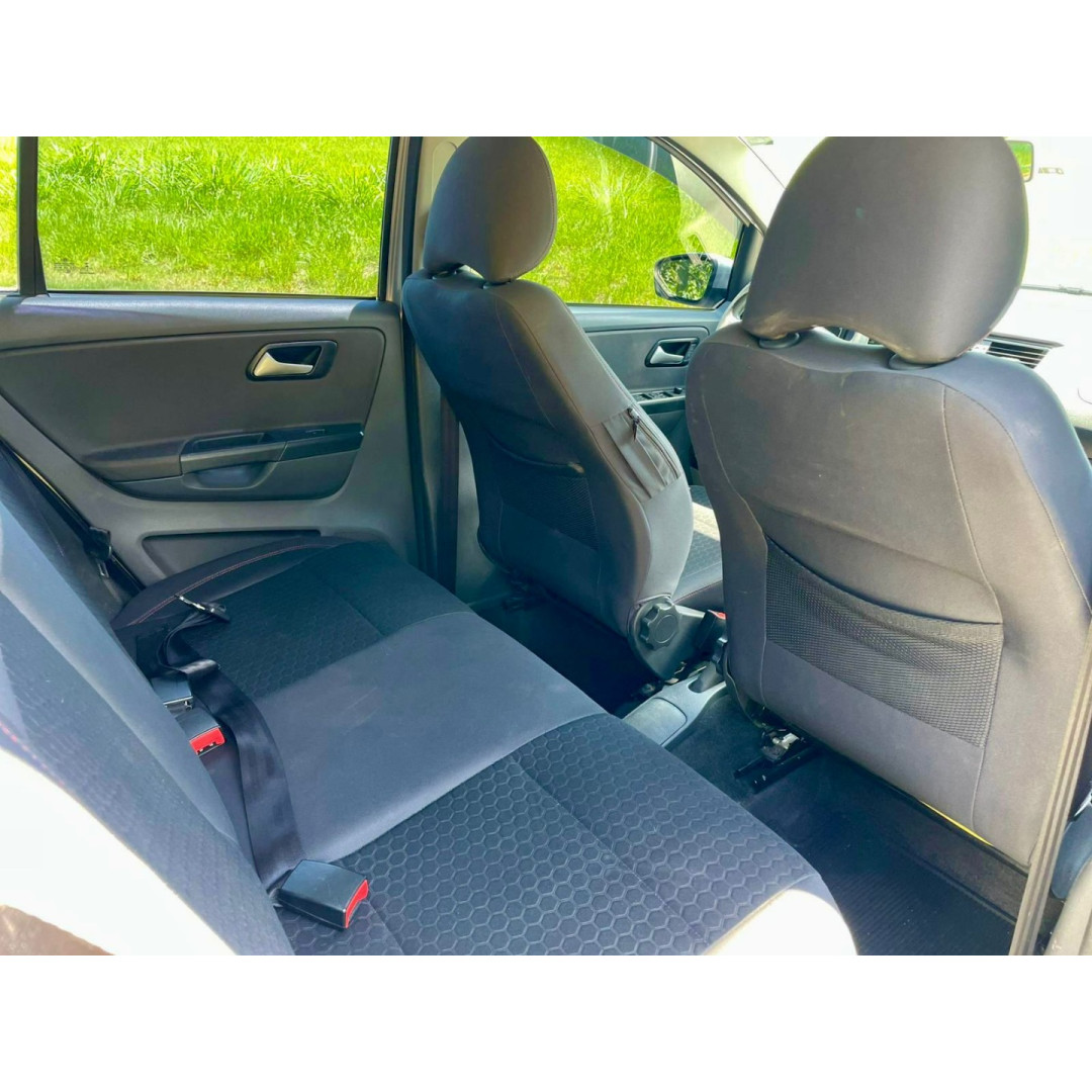 VOLKSWAGEN Crossfox 1.6 4P FLEX I-MOTION AUTOMATIZADO