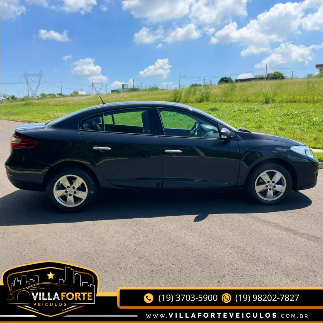 RENAULT Fluence 2.0 16V 4P FLEX DYNAMIQUE AUTOMÁTICO