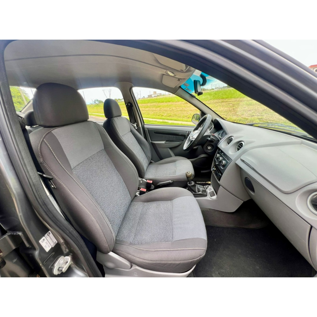 CHEVROLET Prisma 1.4 4P LT FLEX