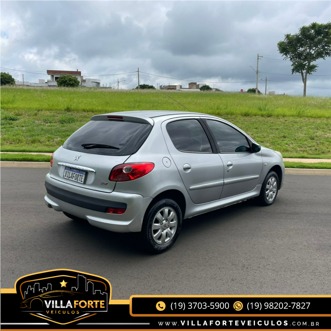 PEUGEOT 207 Hatch 1.4 4P XR FLEX
