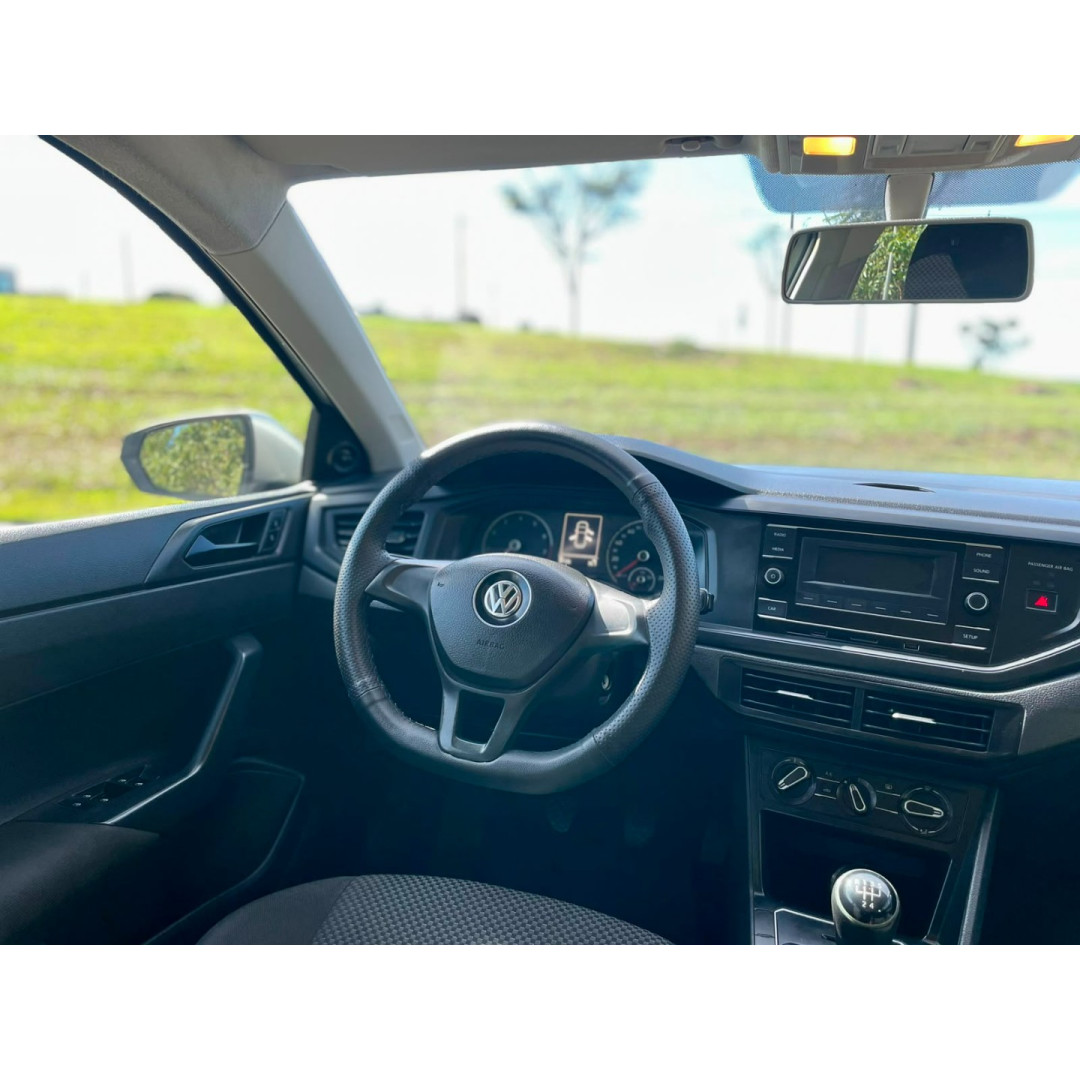 VOLKSWAGEN Polo Hatch 1.0 4P MPI FLEX
