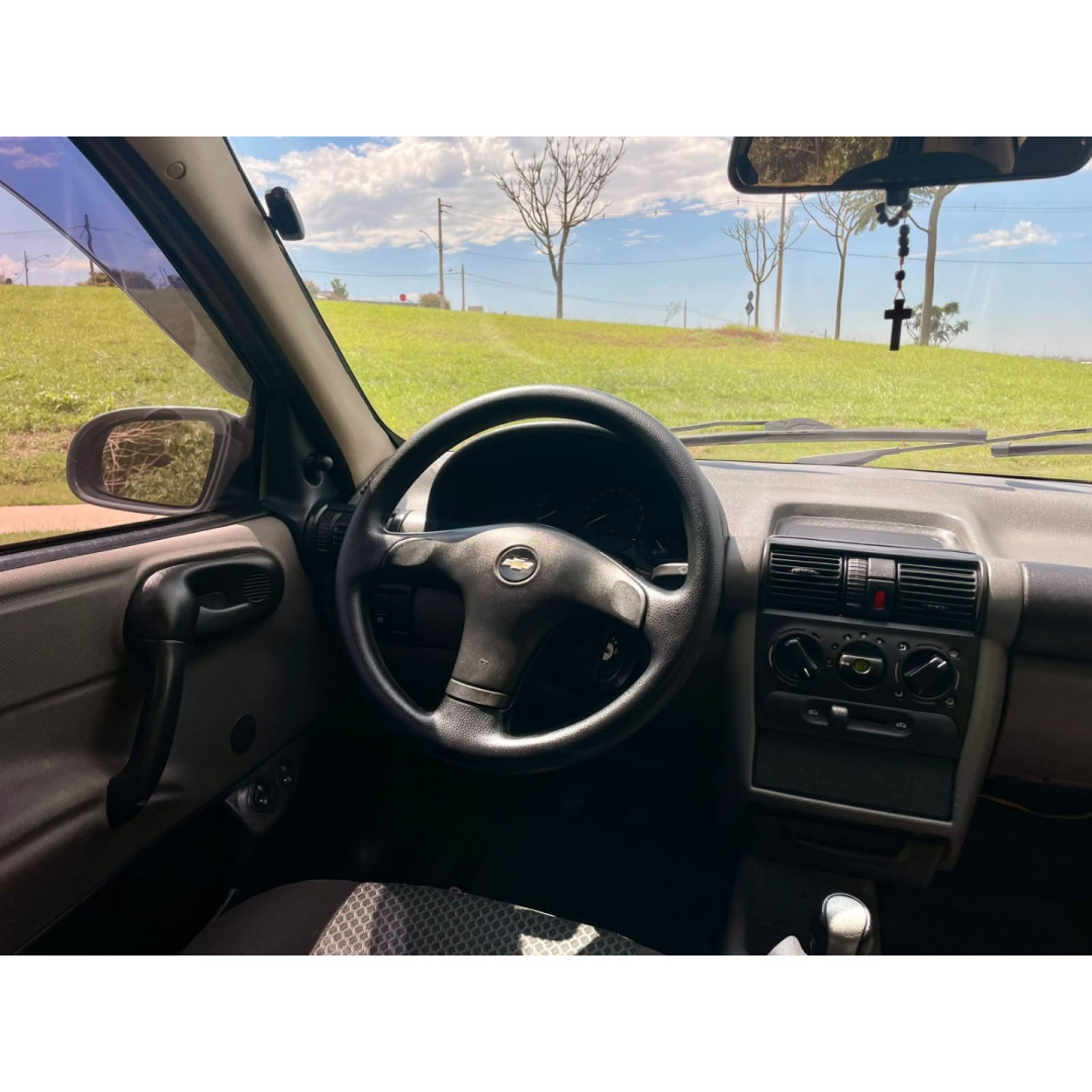 CHEVROLET Classic Sedan 1.0 4P FLEX LIFE