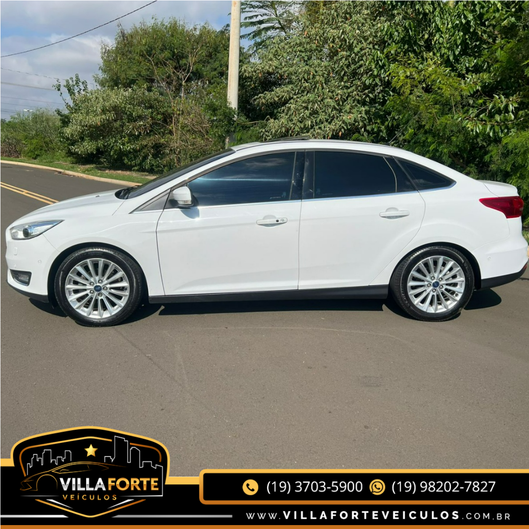 FORD Focus Sedan 2.0 16V 4P TITANIUM FLEX AUTOMÁTICO