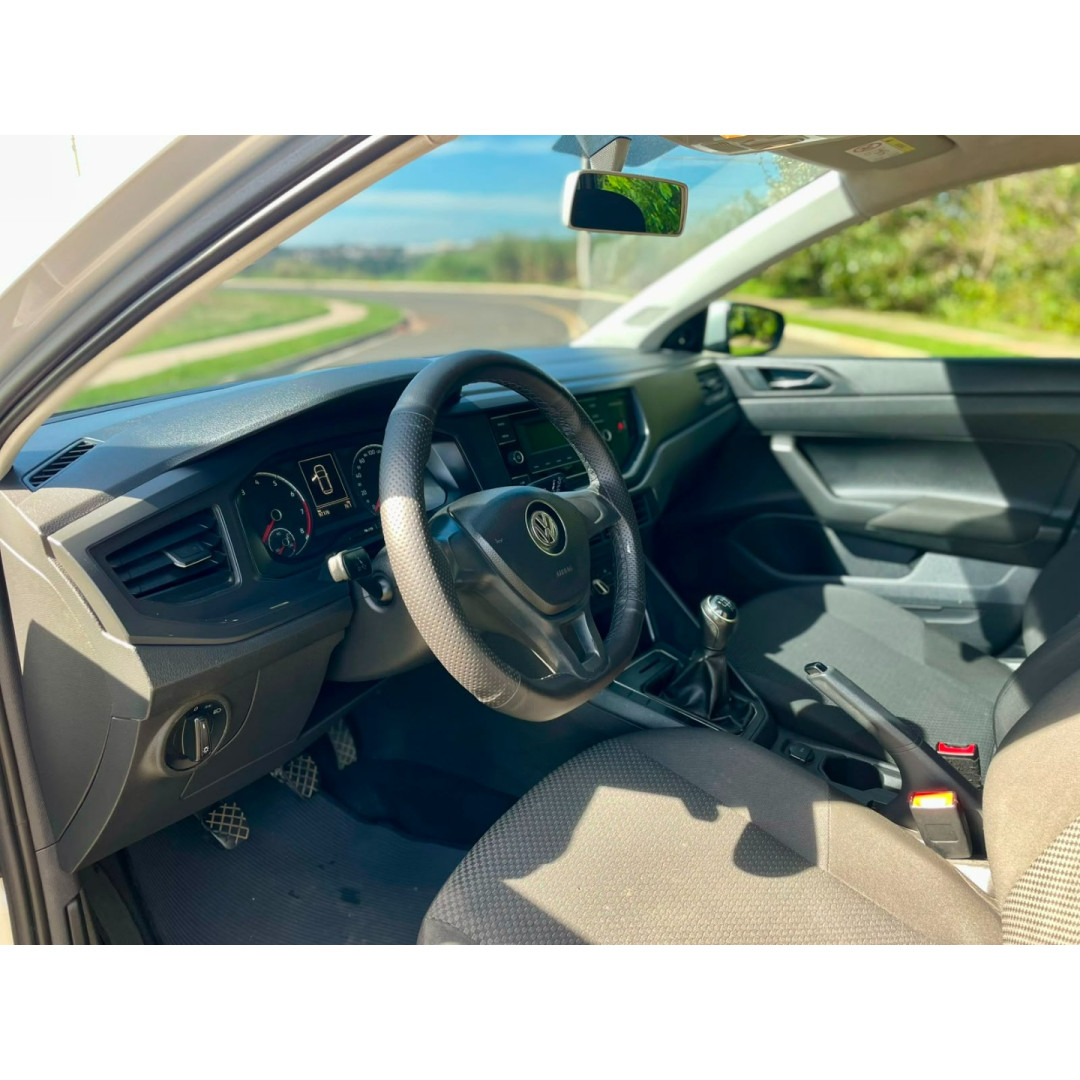VOLKSWAGEN Polo Hatch 1.0 4P MPI FLEX