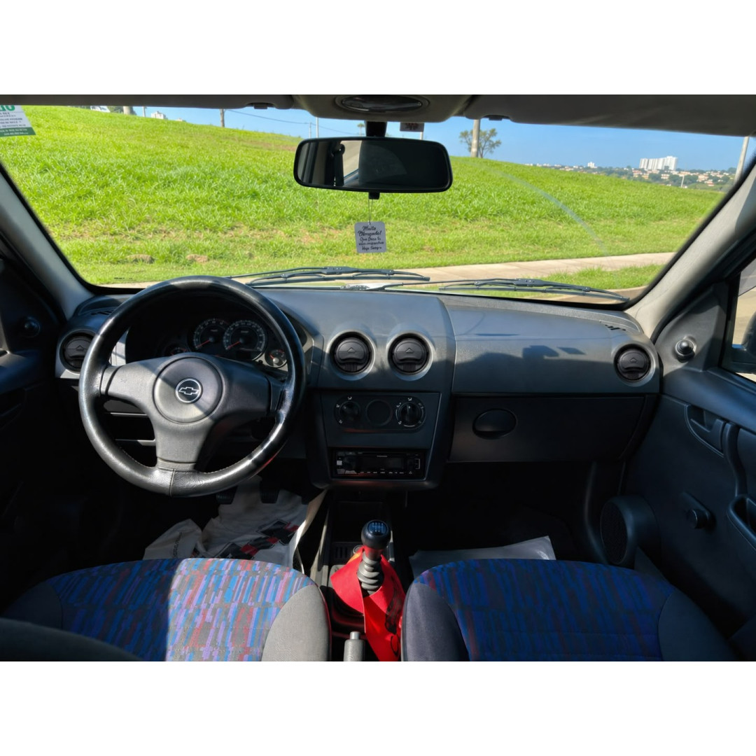 CHEVROLET Celta 1.0 4P VHC FLEX LIFE