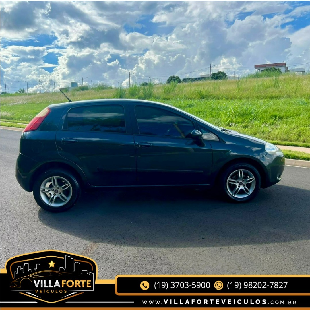 FIAT Punto 1.4 4P ATTRACTIVE FLEX