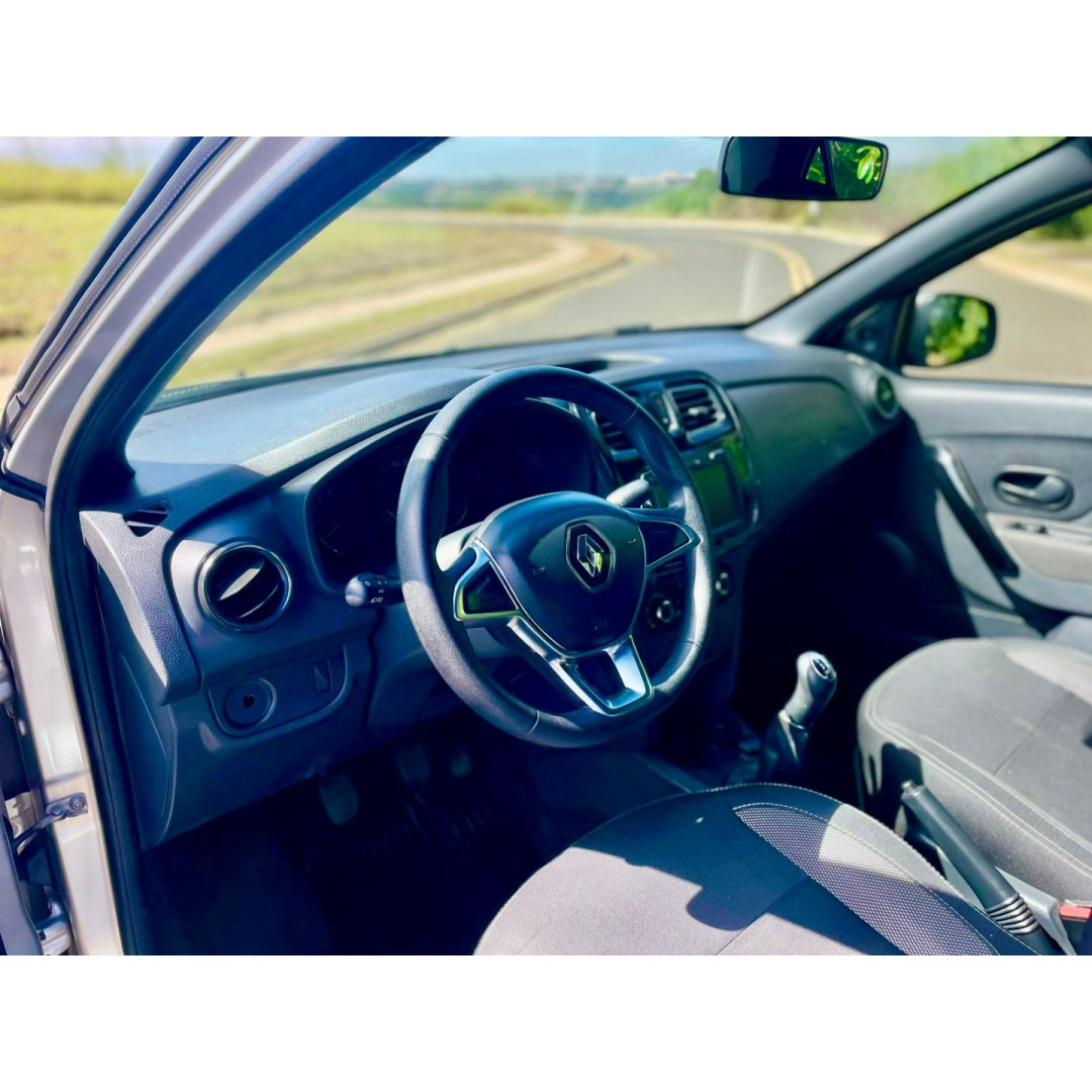 RENAULT Logan 1.6 16V 4P FLEX SCE ZEN