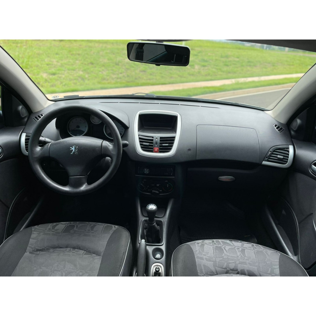 PEUGEOT 207 Hatch 1.4 4P XR FLEX