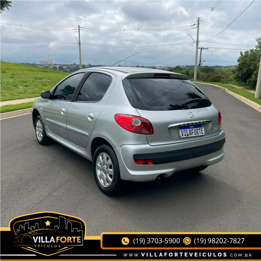 PEUGEOT 207 Hatch 1.4 4P XR FLEX