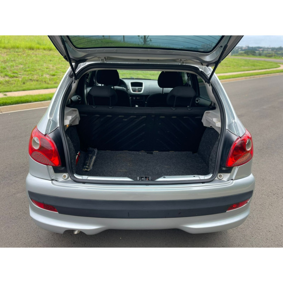 PEUGEOT 207 Hatch 1.4 4P XR FLEX