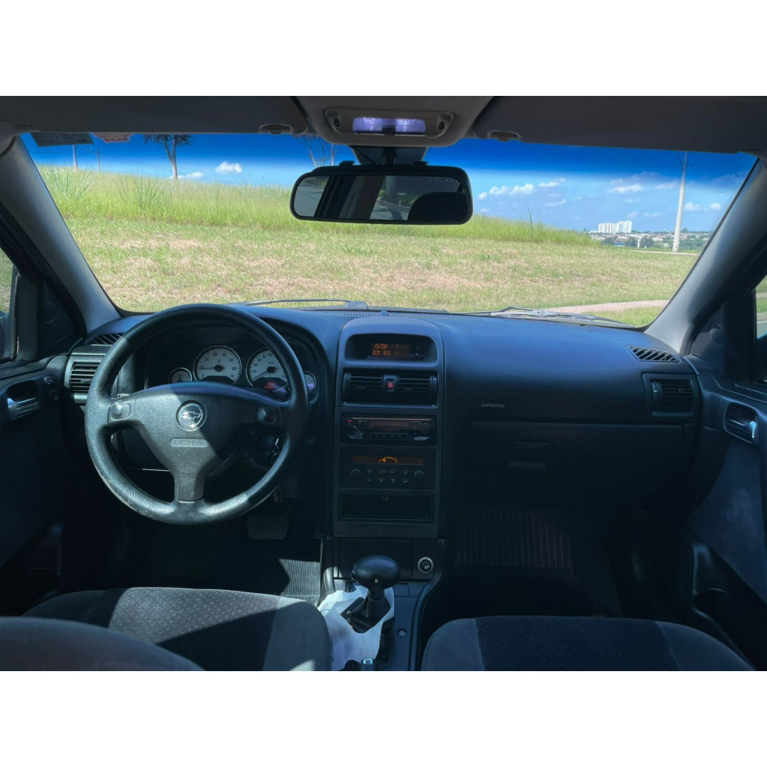CHEVROLET Astra Sedan 2.0 4P FLEX ELEGANCE AUTOMÁTICO