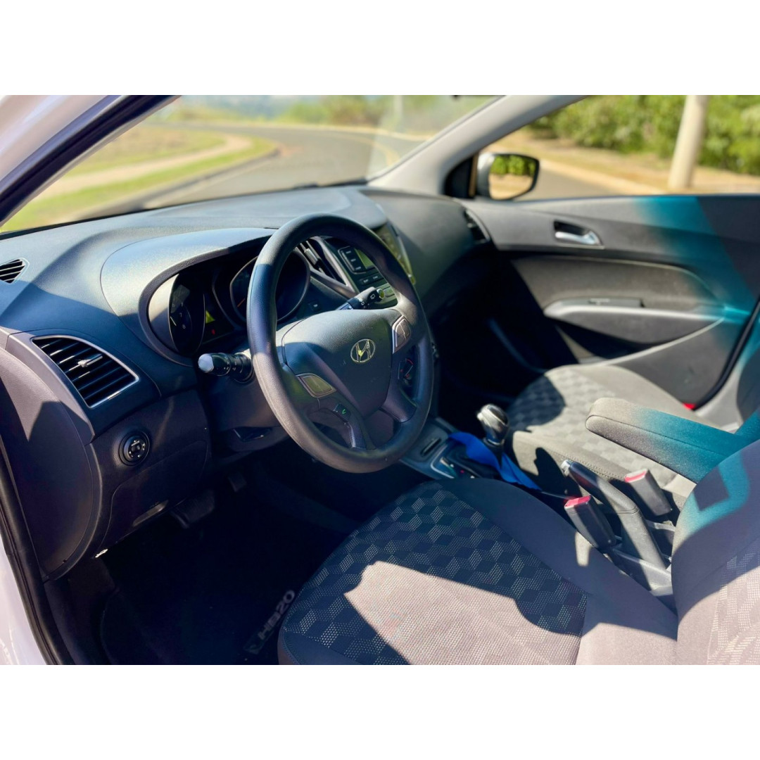HYUNDAI HB 20 Hatch 1.6 16V 4P FLEX COMFORT PLUS AUTOMÁTICO