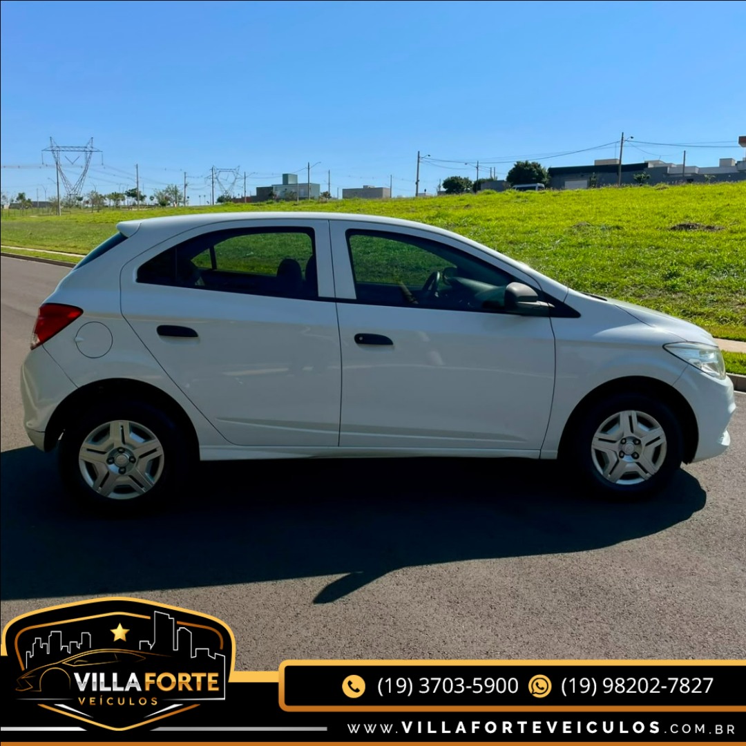 CHEVROLET Onix Hatch 1.0 4P FLEX LT