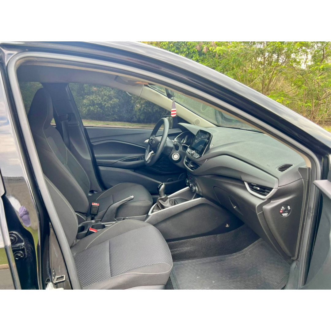 CHEVROLET Onix Hatch 1.0 4P FLEX LT1