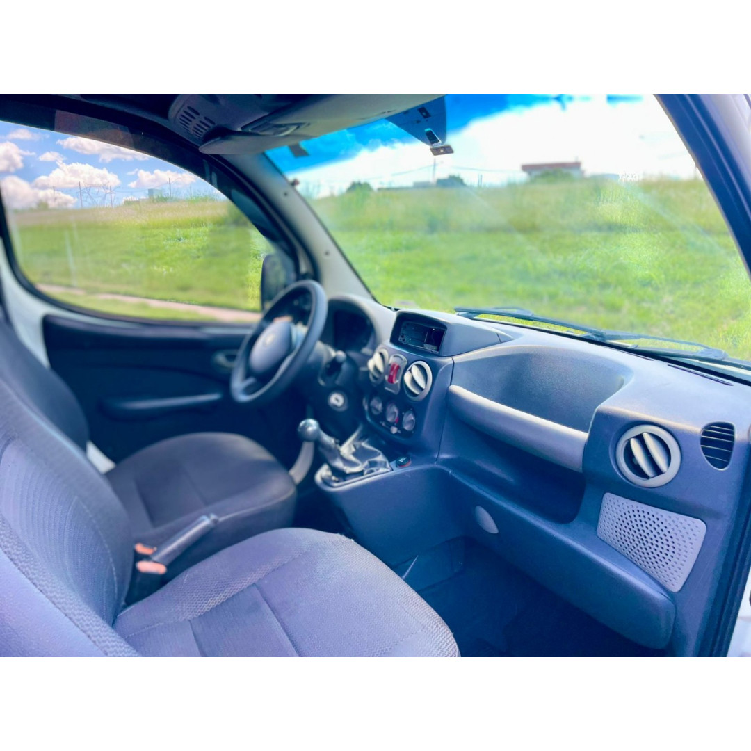 FIAT Doblo 1.8 4P CARGO