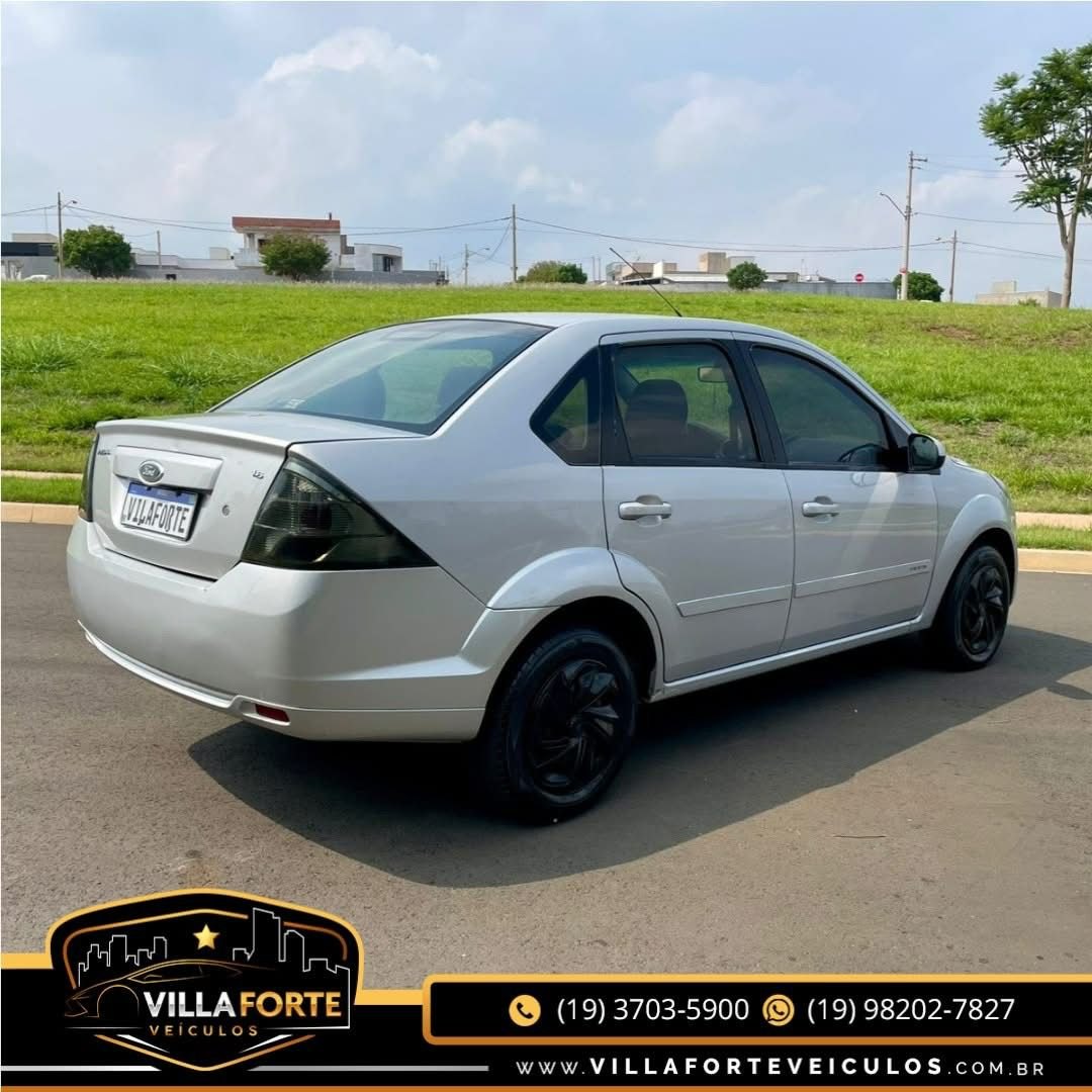 FORD Fiesta Sedan 1.6 4P ROCAM FLEX