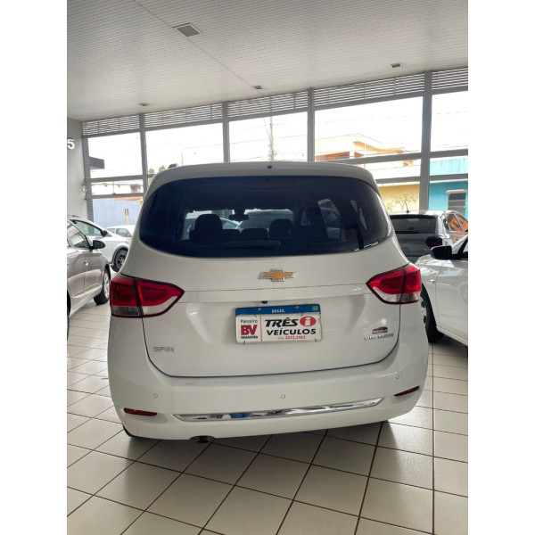 CHEVROLET Spin 1.8 4P FLEX PREMIER 7 LUGARES AUTOMÁTICO