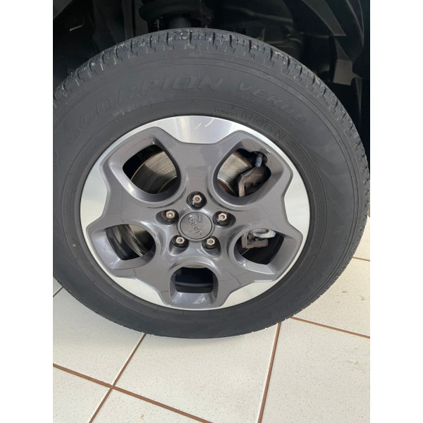 JEEP Renegade 1.8 16V 4P FLEX AUTOMÁTICO