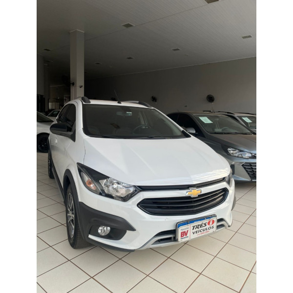 CHEVROLET Onix Hatch 1.4 4P FLEX ACTIVE