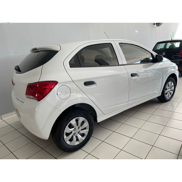 CHEVROLET Onix Hatch 1.0 4P FLEX JOY