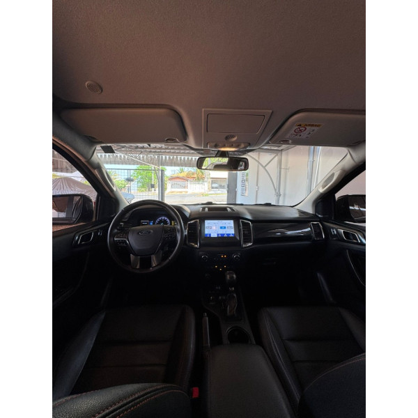FORD Ranger 3.2 20V FX4 4X4 CABINE DUPLA TURBO DIESEL AUTOMÁTICO
