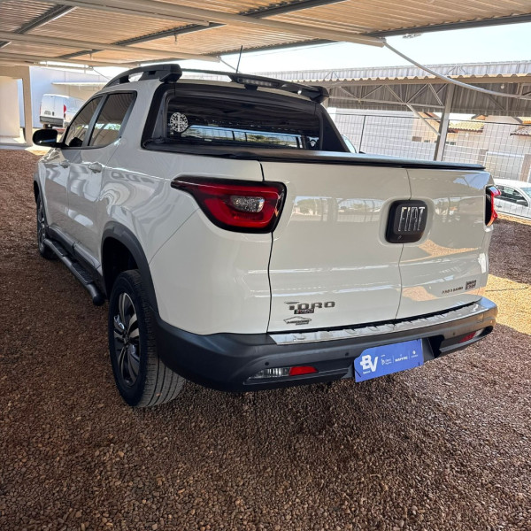 FIAT Toro 1.3 16V 4P FLEX 270 TURBO FREEDOM AUTOMÁTICO