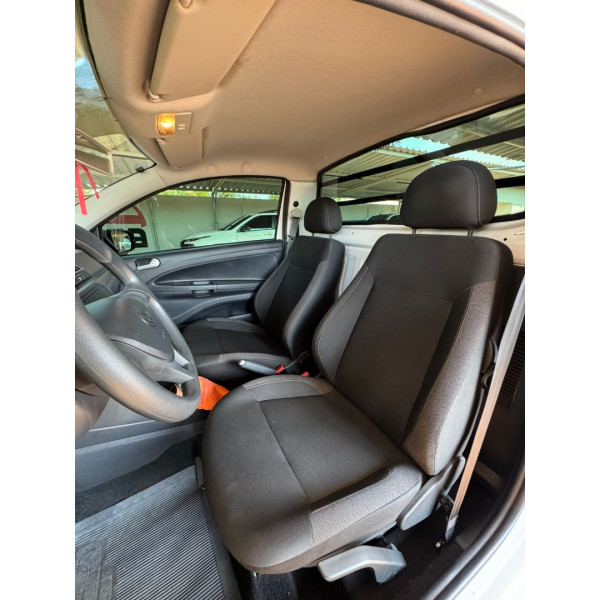 VOLKSWAGEN Saveiro 1.6 16V FLEX MSI ROBUST CABINE SIMPLES