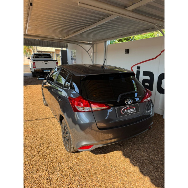 TOYOTA Yaris Hatch 1.5 16V 4P FLEX XL MULTIDRIVE AUTOMÁTICO CVT