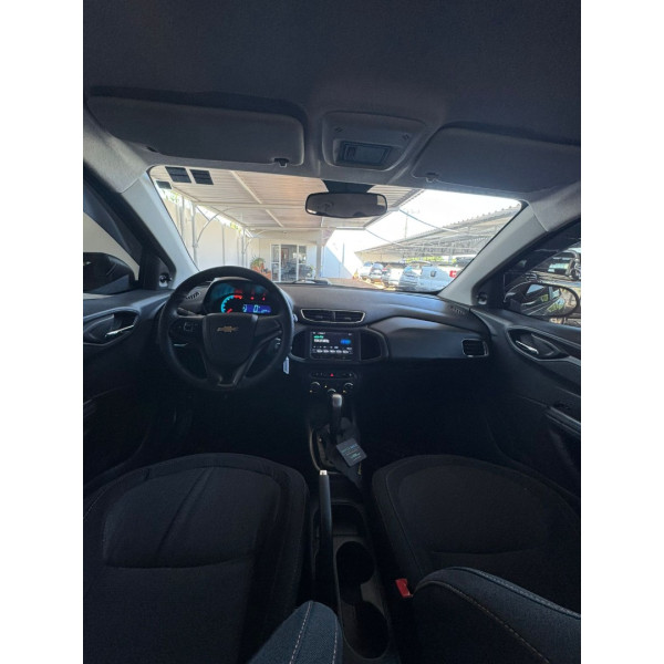 CHEVROLET Onix Hatch 1.4 4P FLEX LT AUTOMÁTICO