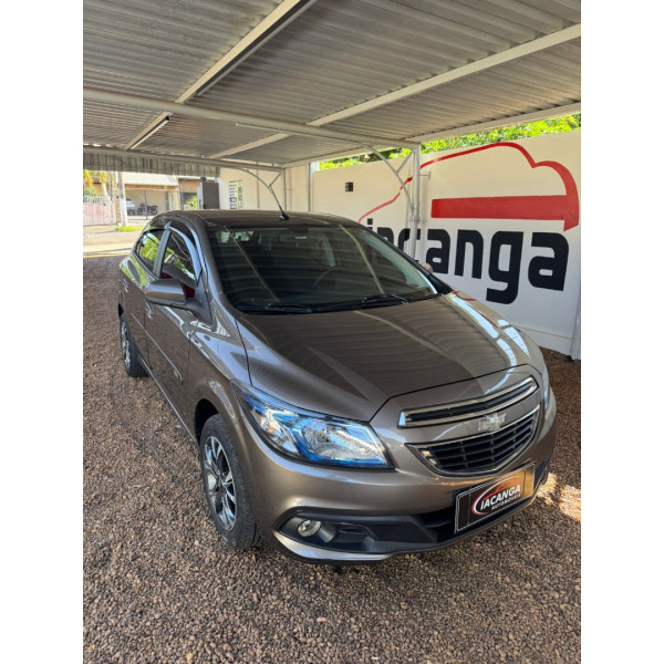 CHEVROLET Onix Hatch 1.4 4P FLEX LT AUTOMÁTICO