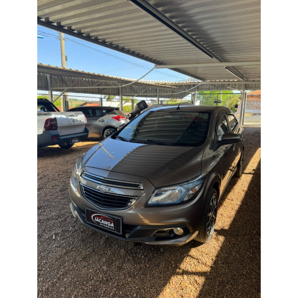 CHEVROLET Onix Hatch 1.4 4P FLEX LT AUTOMÁTICO