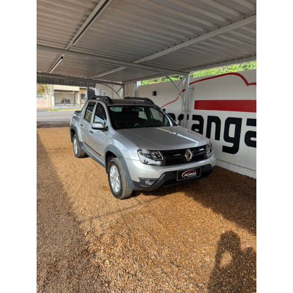 RENAULT Oroch 1.6 16V 4P FLEX EXPRESSION