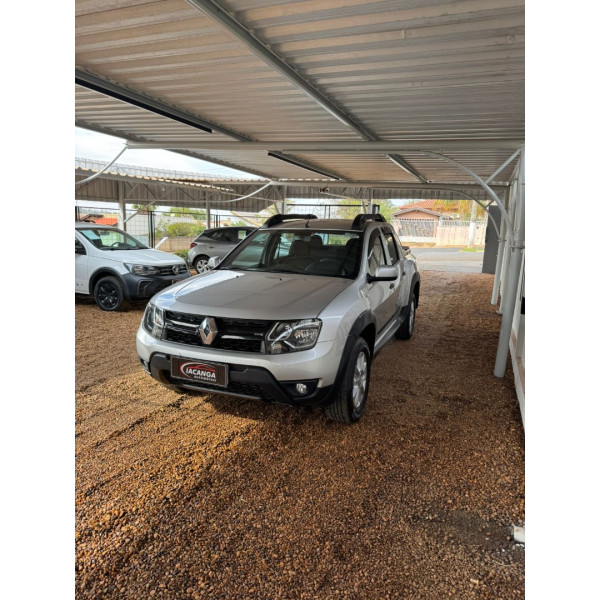 RENAULT Oroch 1.6 16V 4P FLEX EXPRESSION