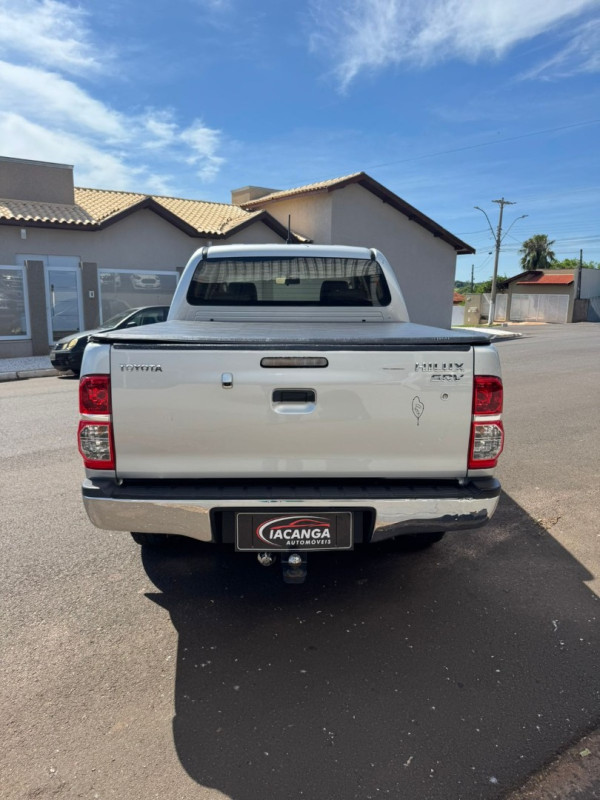 TOYOTA Hilux Caminhonete 3.0 16V 4P 4X4 SRV TURBO DIESEL
