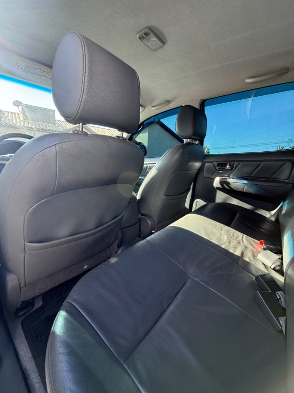 TOYOTA Hilux Caminhonete 3.0 16V 4P 4X4 SRV TURBO DIESEL