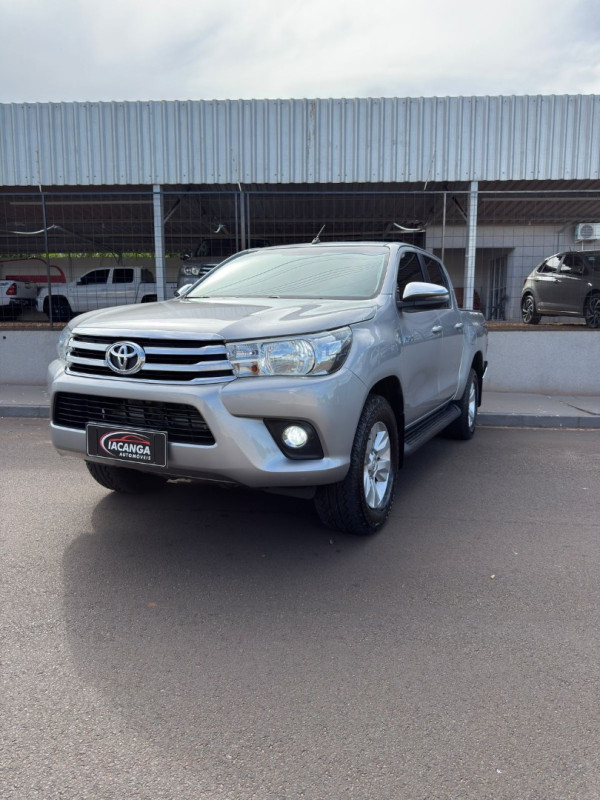 TOYOTA Hilux Caminhonete 2.7 16V 4P SRV FLEX CABINE DUPLA AUTOMÁTICO