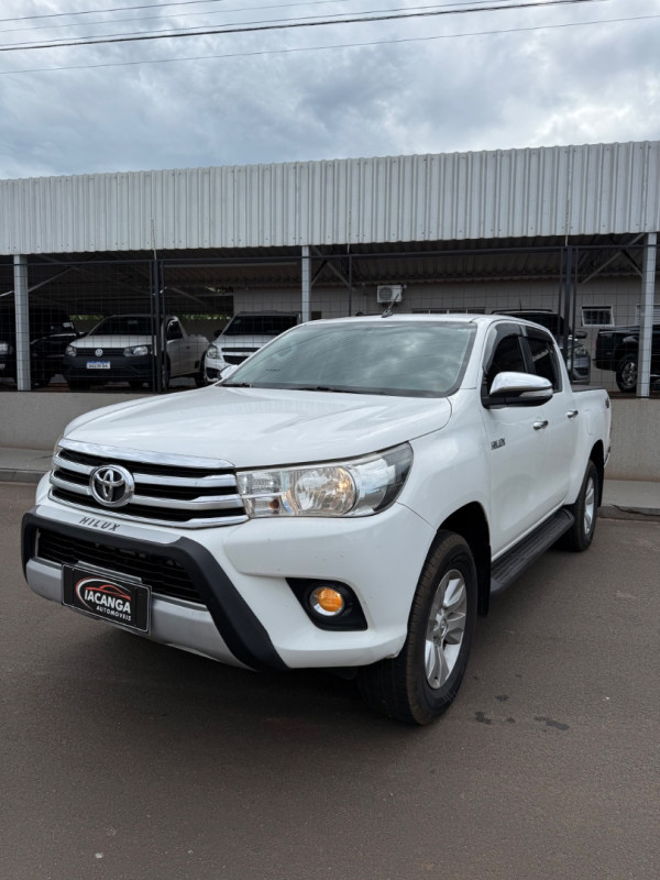 TOYOTA Hilux Caminhonete 2.8 16V SRV 4X4 DIESEL CABINE DUPLA AUTOMÁTICO