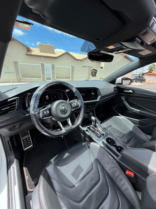 VOLKSWAGEN Jetta 2.0 4P 350 TSI GLI AUTOMÁTICO DSG