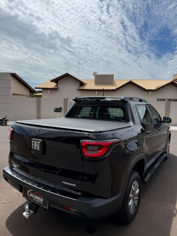 FIAT Toro 1.8 16V 4P FLEX FREEDOM AUTOMÁTICO