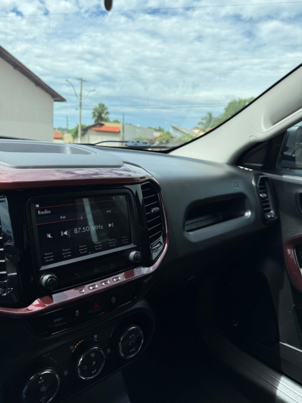FIAT Toro 1.8 16V 4P FLEX FREEDOM AUTOMÁTICO