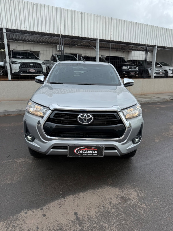 TOYOTA Hilux Caminhonete 2.8 16V SRV 4X4 DIESEL CABINE DUPLA AUTOMÁTICO