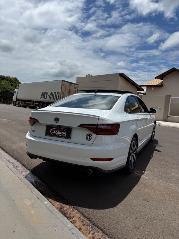 VOLKSWAGEN Jetta 2.0 4P 350 TSI GLI AUTOMÁTICO DSG