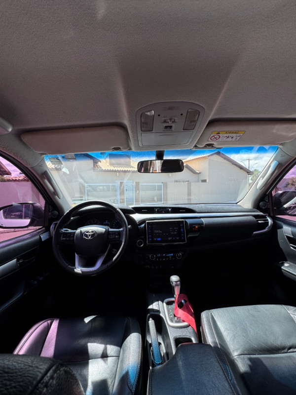 TOYOTA Hilux Caminhonete 2.8 16V 4P SRX DIESEL CABINE DUPLA