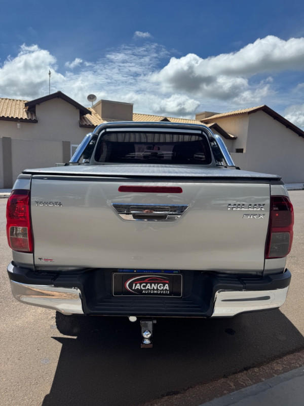 TOYOTA Hilux Caminhonete 2.8 16V 4P SRX DIESEL CABINE DUPLA