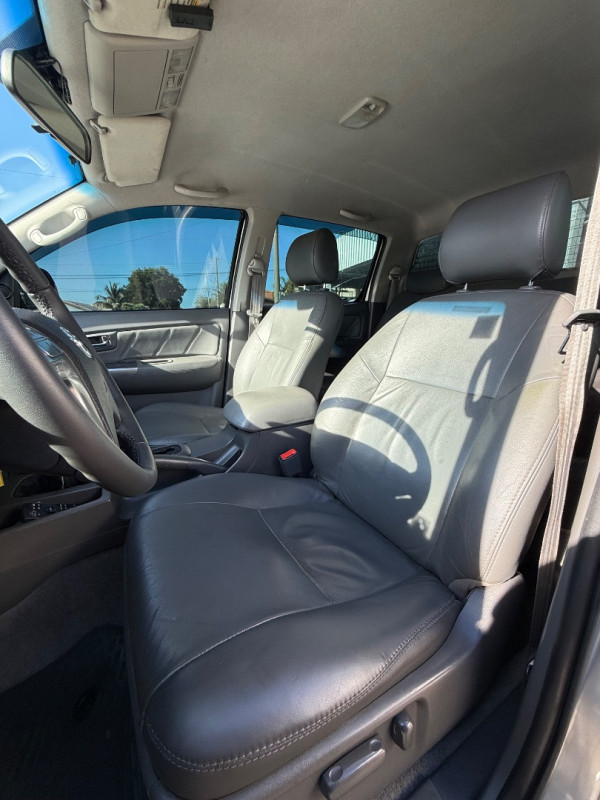 TOYOTA Hilux Caminhonete 3.0 16V 4P 4X4 SRV TURBO DIESEL