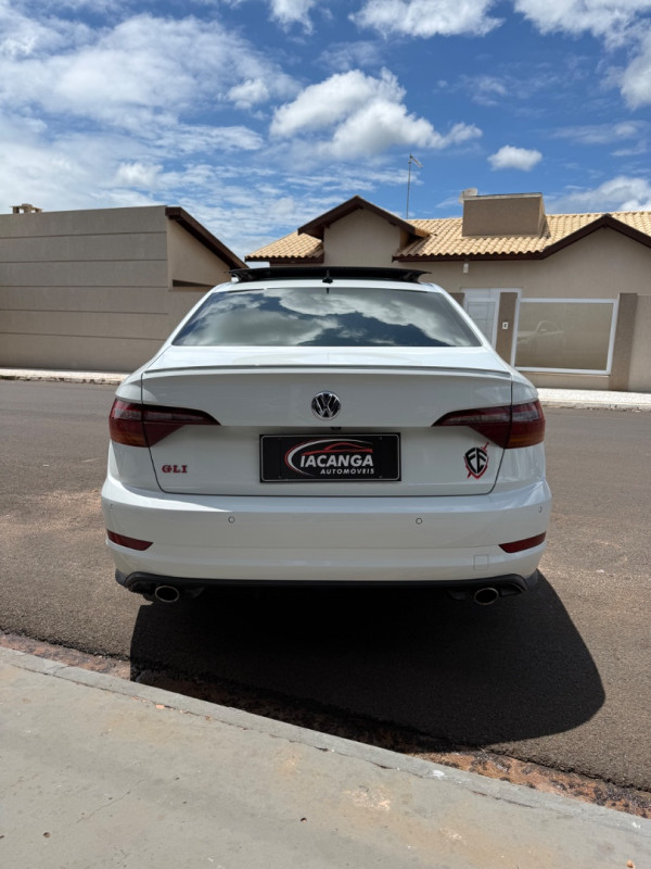 VOLKSWAGEN Jetta 2.0 4P 350 TSI GLI AUTOMÁTICO DSG