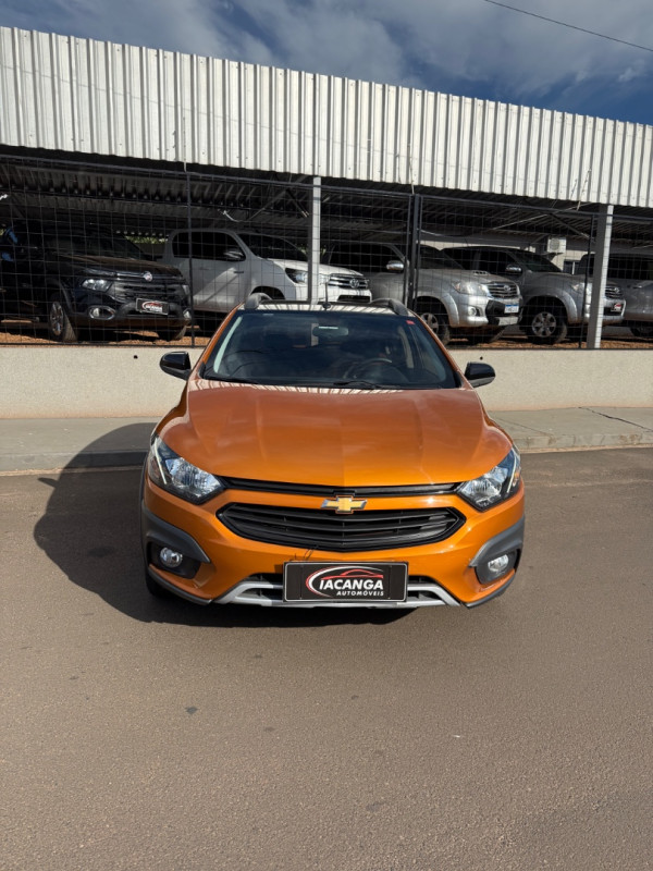 CHEVROLET Onix Hatch 1.4 4P FLEX ACTIV AUTOMÁTICO