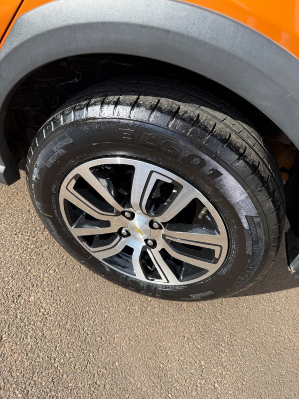 CHEVROLET Onix Hatch 1.4 4P FLEX ACTIV AUTOMÁTICO