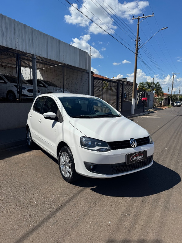 VOLKSWAGEN Fox 1.6 4P FLEX