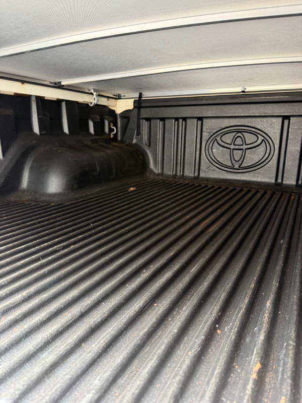 TOYOTA Hilux Caminhonete 2.8 16V SRV 4X4 DIESEL CABINE DUPLA AUTOMÁTICO